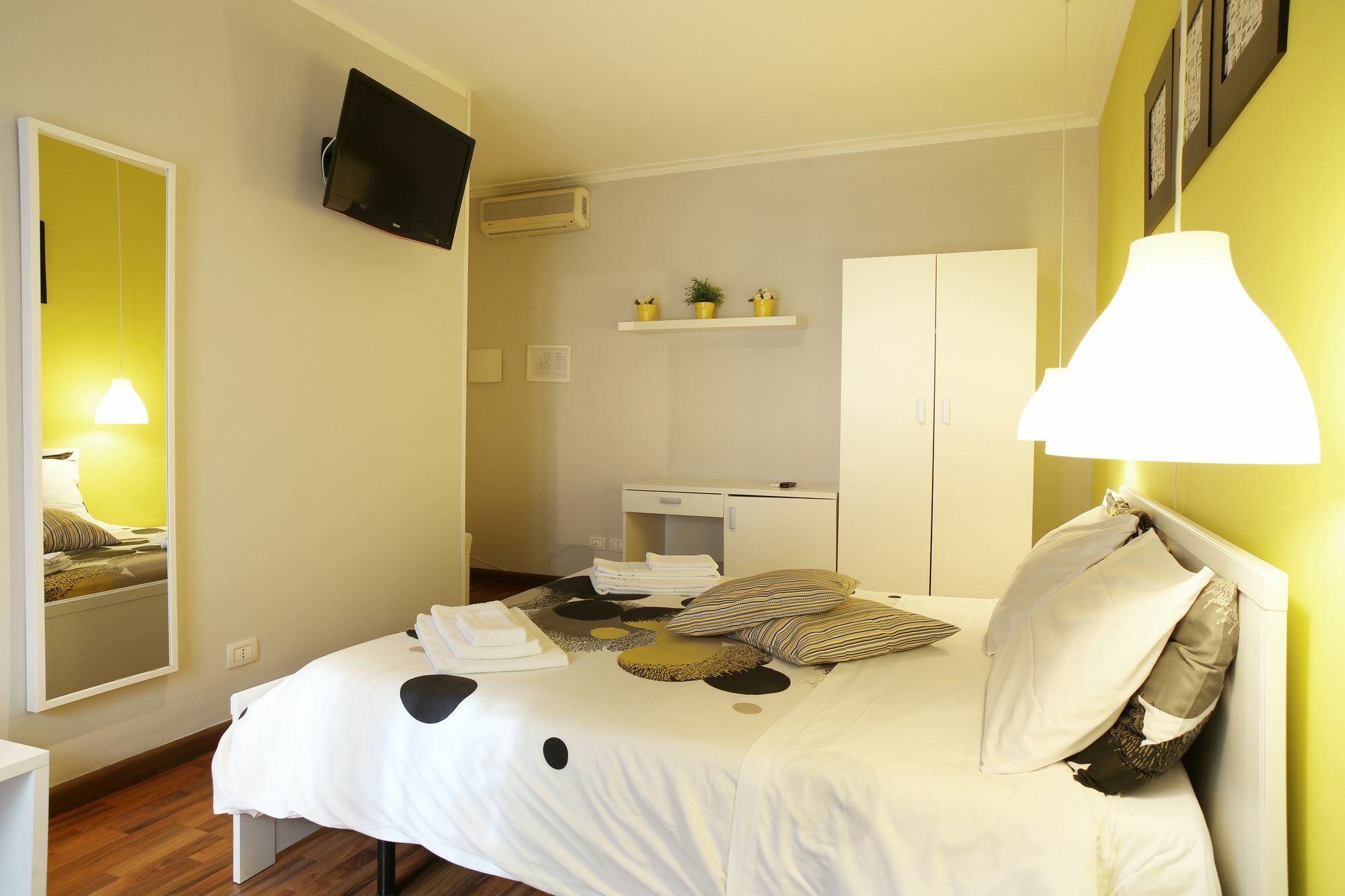 B&B Elios Rooms Catania Exterior foto